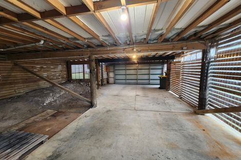 Photo of property in 53 Woodglen Road, Glen Eden, Auckland, 0602
