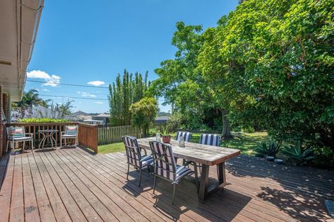 Photo of property in 279 Glengarry Road, Glen Eden, Auckland, 0602