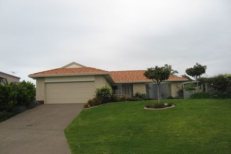 Photo of property in 4 Spinnaker Point, Manly, Whangaparaoa, 0930