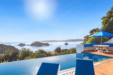 Photo of property in 37 Bayview Road, Paihia, 0200