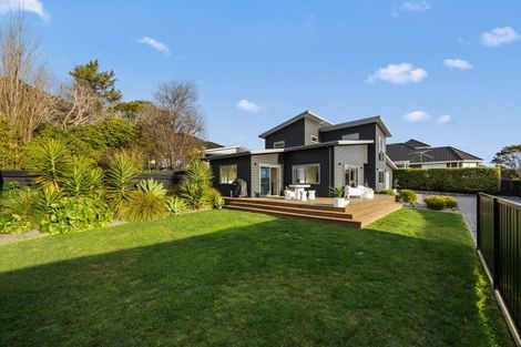 Photo of property in 35 Matenga Street, Waikanae, 5036
