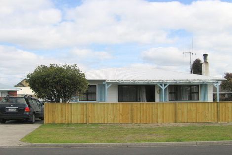 Photo of property in 6 Lodge Avenue, Mount Maunganui, 3116