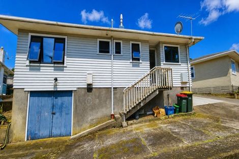 Photo of property in 30 Elizabeth Place, Ferndale, New Plymouth, 4310
