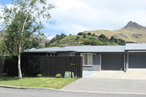 Photo of property in 2/29 Laing Crescent, Heathcote Valley, Christchurch, 8022