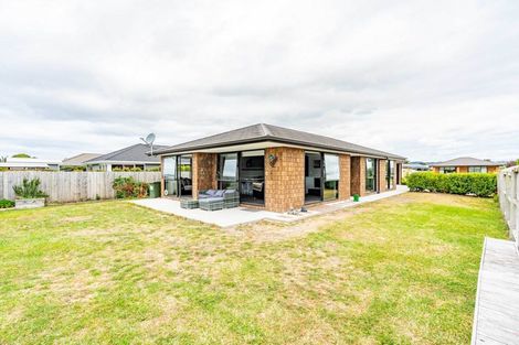 Photo of property in 32 Kedge Drive, Mangawhai, 0505