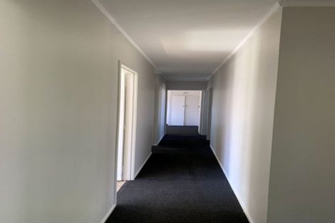 Photo of property in 13 Woodstock Road, Forrest Hill, Auckland, 0620