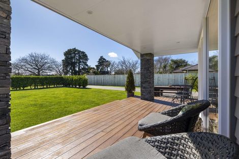 Photo of property in 7 Cross Street, Lepperton, New Plymouth, 4373