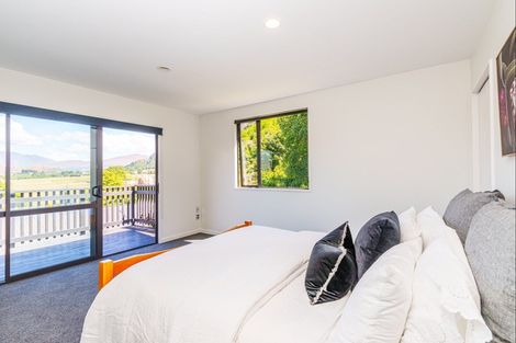 Photo of property in 3a Mcdonnell Road, Arrowtown, 9302