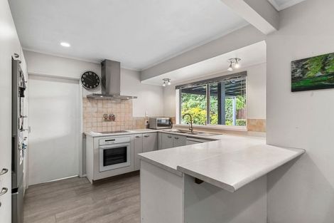 Photo of property in 2 Mirabell Place, Golflands, Auckland, 2013