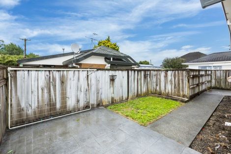 Photo of property in 6 Kowhai Avenue, Ebdentown, Upper Hutt, 5018