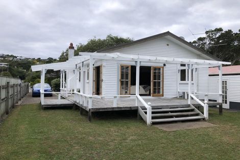 Photo of property in 17 Ironside Road, Johnsonville, Wellington, 6037