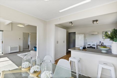 Photo of property in 43 Holland Street, Wainuiomata, Lower Hutt, 5014