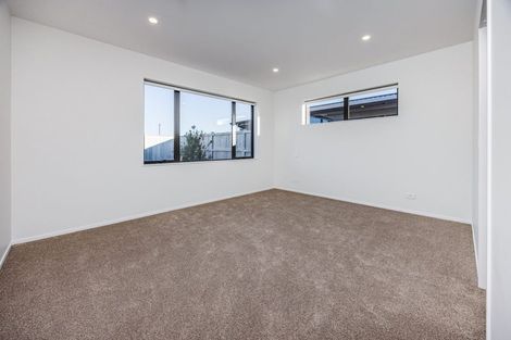 Photo of property in 126 Pepene Avenue, Takanini, 2112
