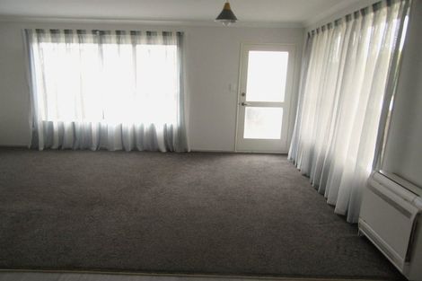 Photo of property in 1/21 Salford Avenue, Redwood, Christchurch, 8051