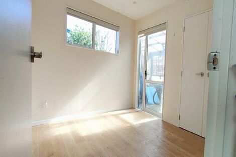 Photo of property in 4a Pauline Place, Bucklands Beach, Auckland, 2014