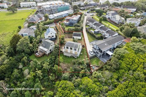 Photo of property in 3b Colenso Place, Mission Bay, Auckland, 1071