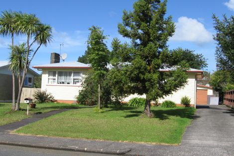 Photo of property in 82 Riverpark Crescent, Henderson, Auckland, 0610
