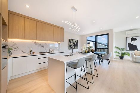 Photo of property in 37 Paretao Street, Massey, 0614