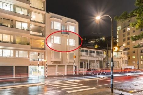 Photo of property in 3/246 Oriental Parade, Oriental Bay, Wellington, 6011
