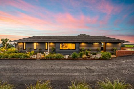 Photo of property in 511 Kiwitahi Road, Helensville, 0875