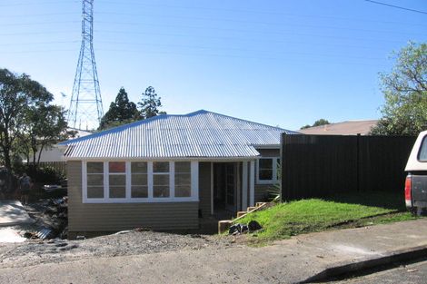 Photo of property in 26 Wakeling Avenue, Te Atatu South, Auckland, 0610