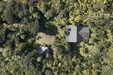 Photo of property in 79 Glenesk Road, Piha, New Lynn, 0772