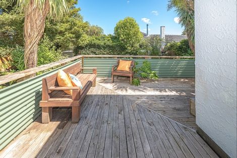 Photo of property in 18 Hutchison Crescent, Durie Hill, Whanganui, 4500