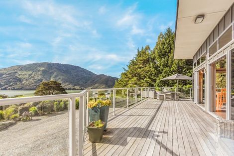 Photo of property in 784a Queen Charlotte Drive, Havelock, Picton, 7281