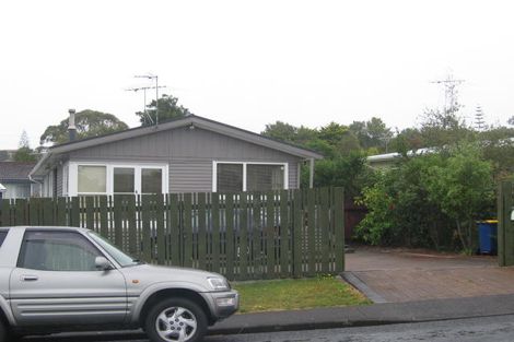 Photo of property in 37 Cheval Drive, Totara Vale, Auckland, 0629