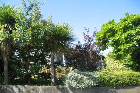 Photo of property in 6 Selwyn Road, Lyttelton, 8082