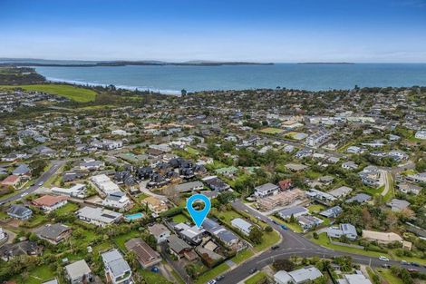 Photo of property in 37 Killarney Avenue, Torbay, Auckland, 0630