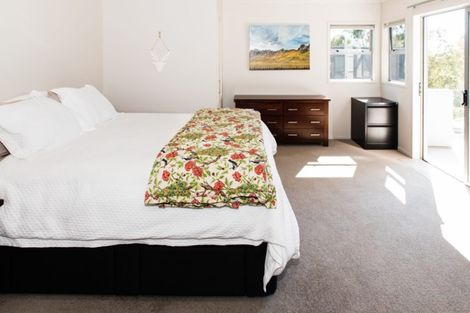 Photo of property in 5a Te Mata Peak Road, Havelock North, 4130