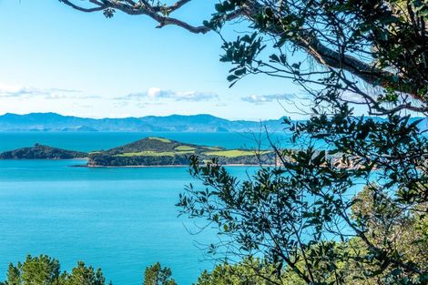 Photo of property in 200 Cowes Bay Road, Waiheke Island, 1971