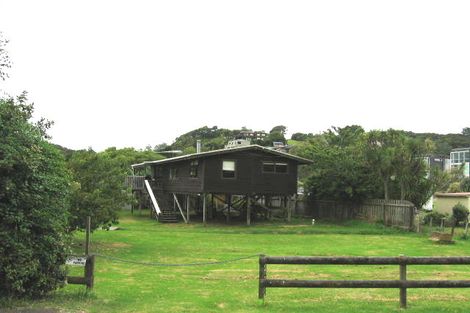 Photo of property in 4 Miro Road, Palm Beach, Waiheke Island, 1081