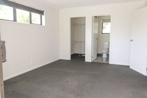 Photo of property in 9 Merrimana Drive, Thames, 3500