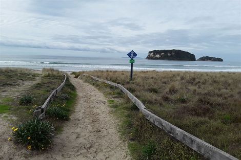 Photo of property in 8/13 Campbell Close, Whangamata, 3620