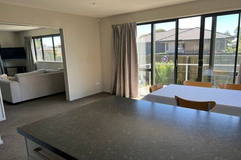 Photo of property in 2/126 Halswell Junction Road, Halswell, Christchurch, 8025