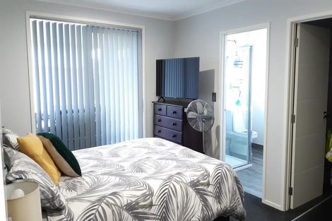 Photo of property in 17 Gibboney Place, Pokeno, 2402