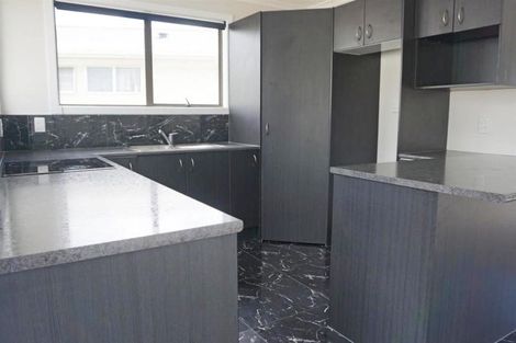 Photo of property in 21 Poutini Place, Manurewa, Auckland, 2102