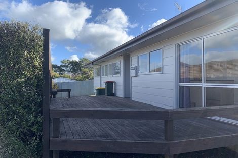 Photo of property in 15 Kiwi Avenue, Forest Lake, Hamilton, 3200