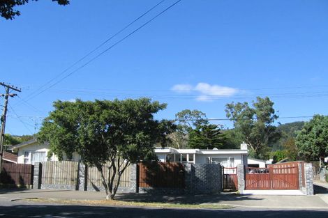 Photo of property in 11 Brown Street, Wallaceville, Upper Hutt, 5018
