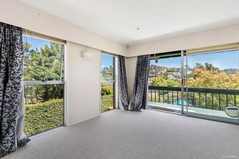 Photo of property in 1/36 Saddleback Rise, Murrays Bay, Auckland, 0630