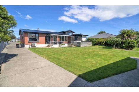 Photo of property in 242 Chelmsford Street, Waverley, Invercargill, 9810