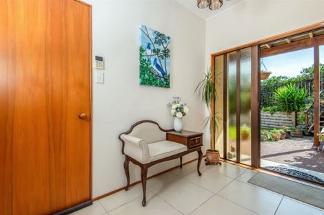 Photo of property in 1 Albert Hall Drive, Red Beach, 0932