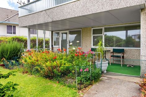 Photo of property in 4/101 Selwyn Road, Cockle Bay, Auckland, 2014