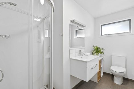 Photo of property in 11 Hikuwai Drive, Albert Town, Wanaka, 9305