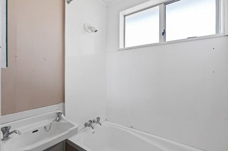 Photo of property in 59 Kuaka Crescent, Bromley, Christchurch, 8062