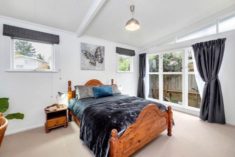 Photo of property in 89 Bond Crescent, Forrest Hill, Auckland, 0620
