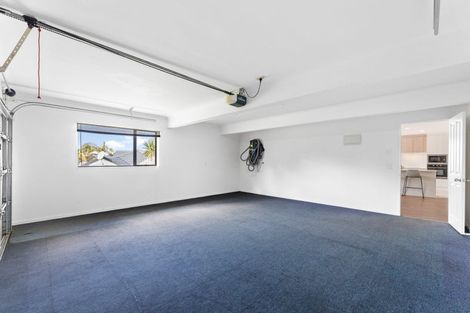 Photo of property in 29 Caversham Drive, Torbay, Auckland, 0630
