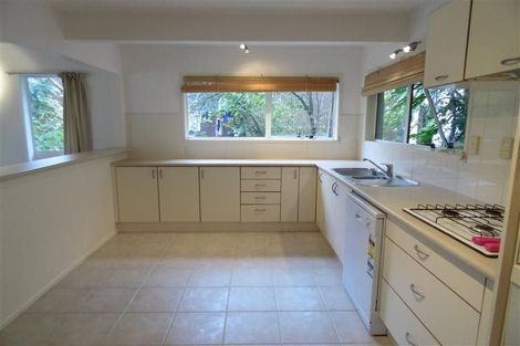 Photo of property in 55 Chatswood Grove, Chatswood, Auckland, 0626